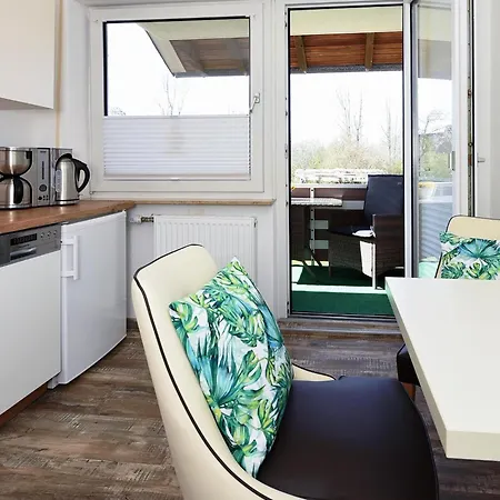 Mittendrin In Apartment *