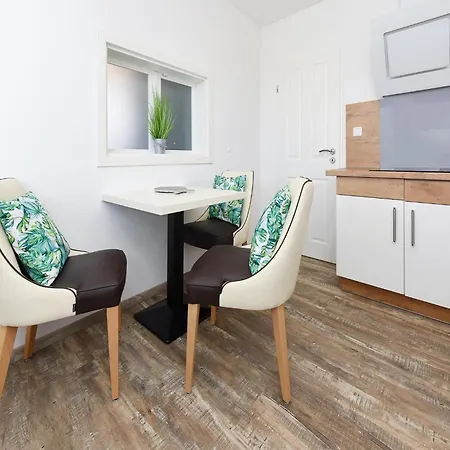 Mittendrin In 벤세르시엘